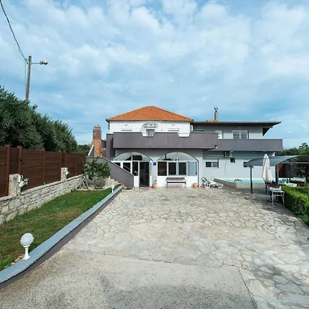 Holiday home House Chill